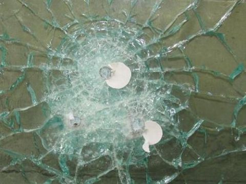 点击查看详细信息<br>标题：防弹玻璃 阅读次数：4067