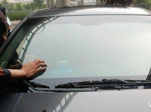 点击查看详细信息<br>标题：汽车玻璃 阅读次数：2751