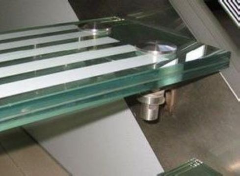 点击查看详细信息<br>标题：夹层玻璃 阅读次数：2636